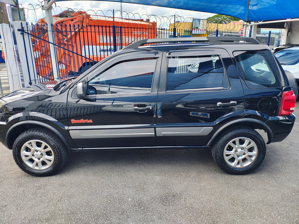 Ford EcoSport Preto