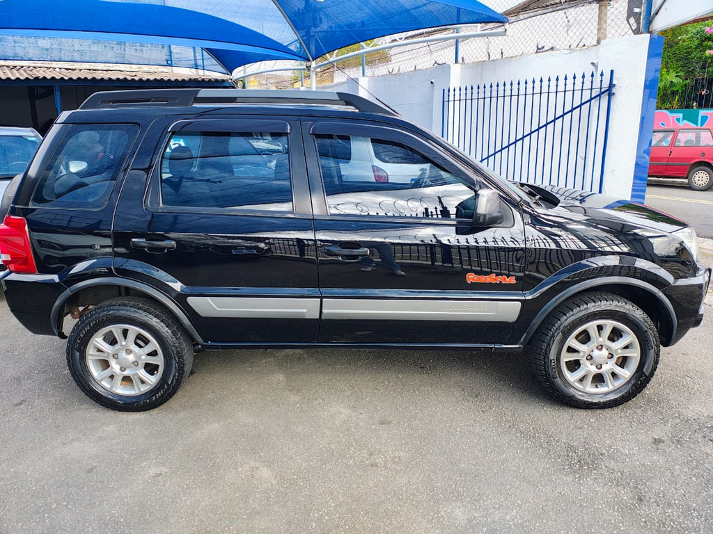 Ford EcoSport Preto
