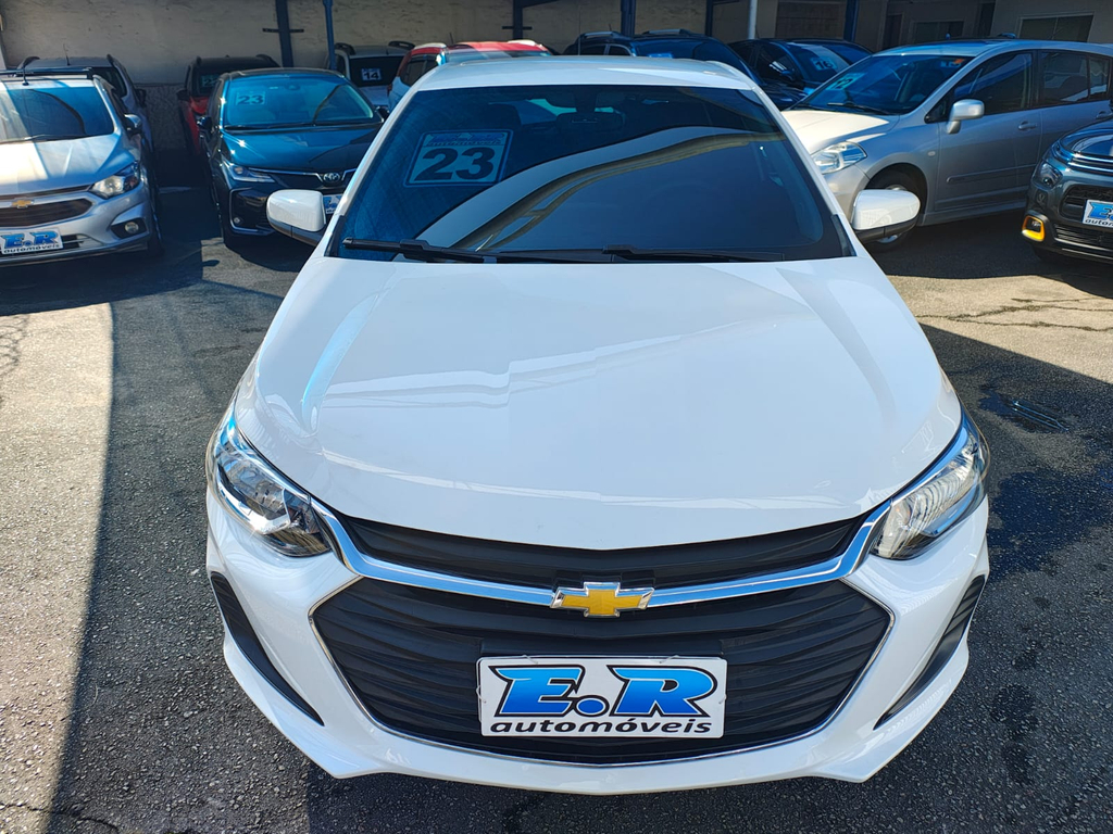 Chevrolet Onix Branco