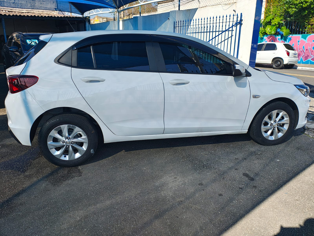 Chevrolet Onix Branco