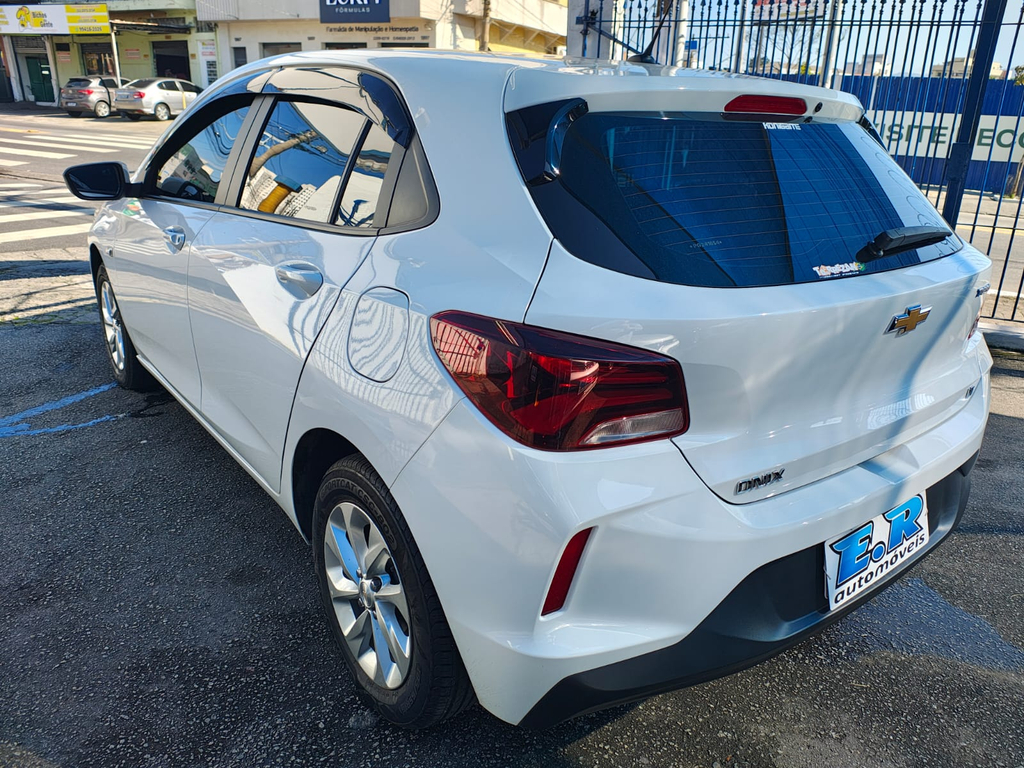 Chevrolet Onix Branco