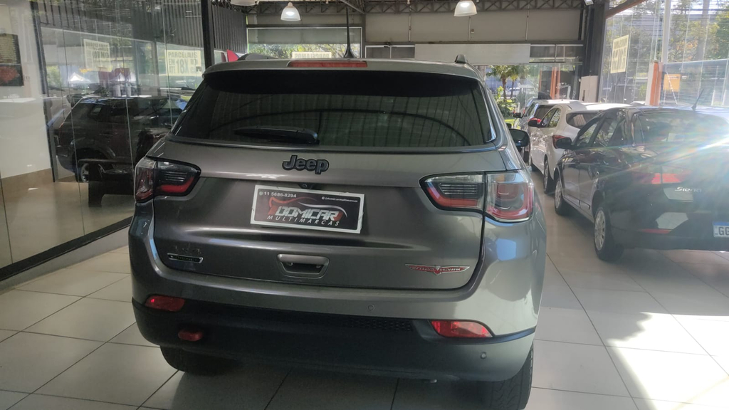Jeep Compass Cinza
