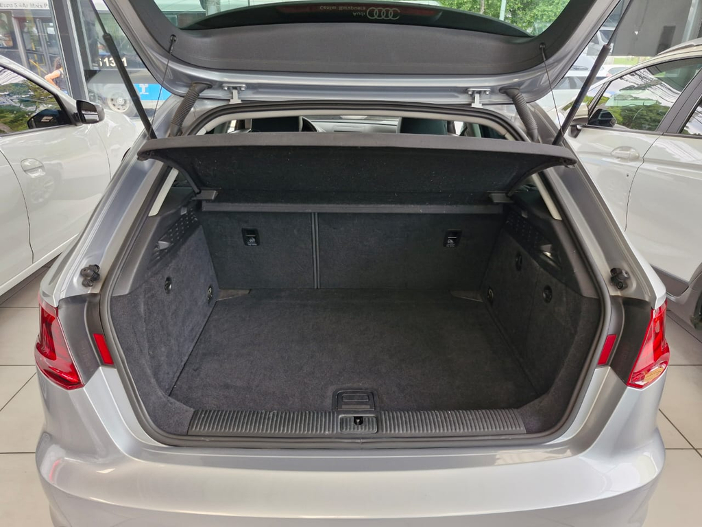Audi A3 Prata