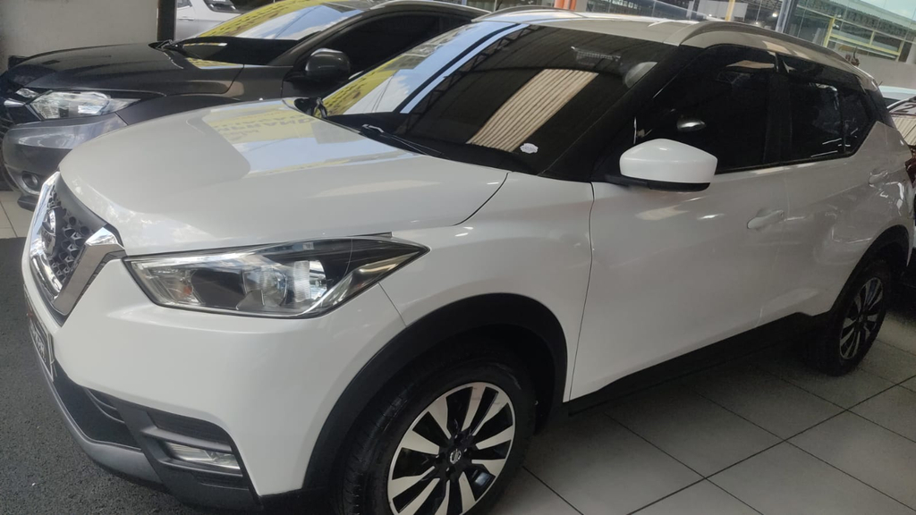 Nissan Kicks Branco