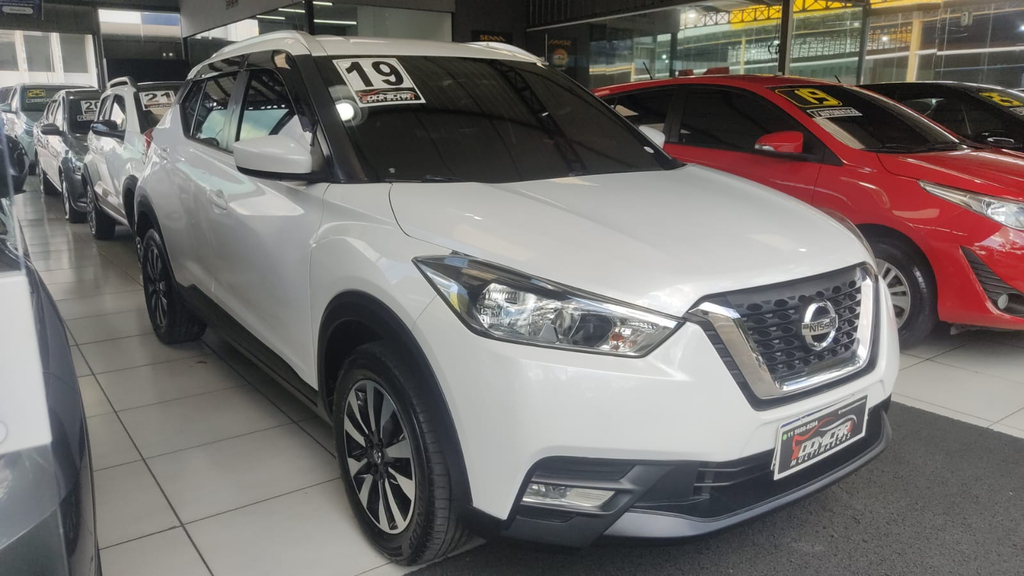 Nissan Kicks Branco