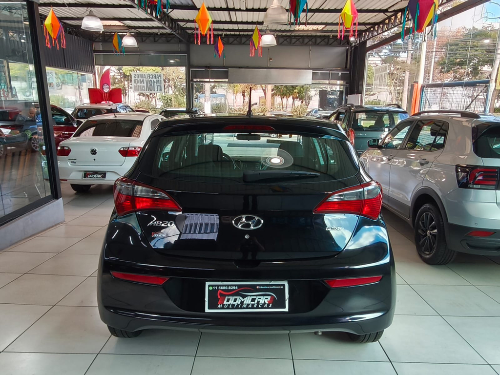 Hyundai HB20 Preto
