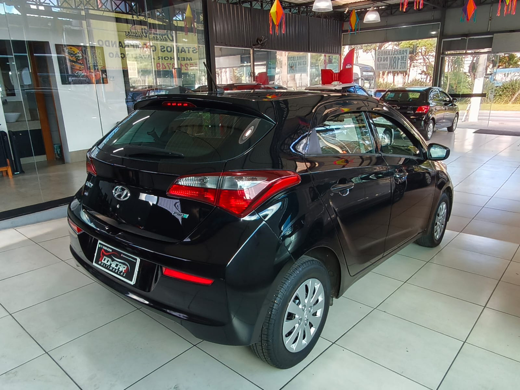 Hyundai HB20 Preto