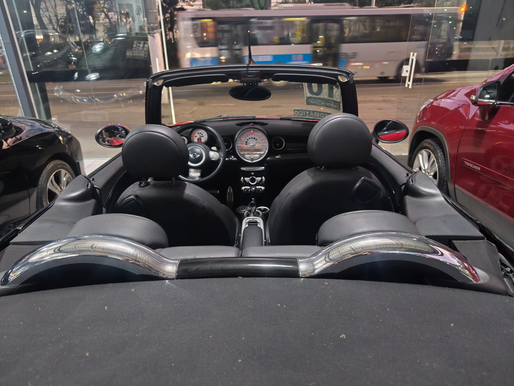 Mini Cabrio Vermelho