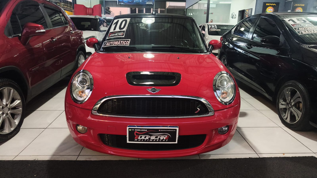 Mini Cabrio Vermelho