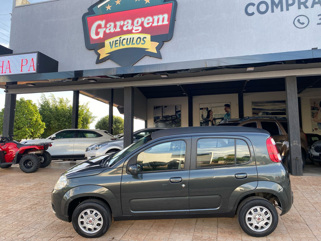 Fiat Uno Cinza