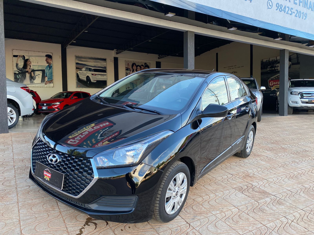 Hyundai HB20S Preto