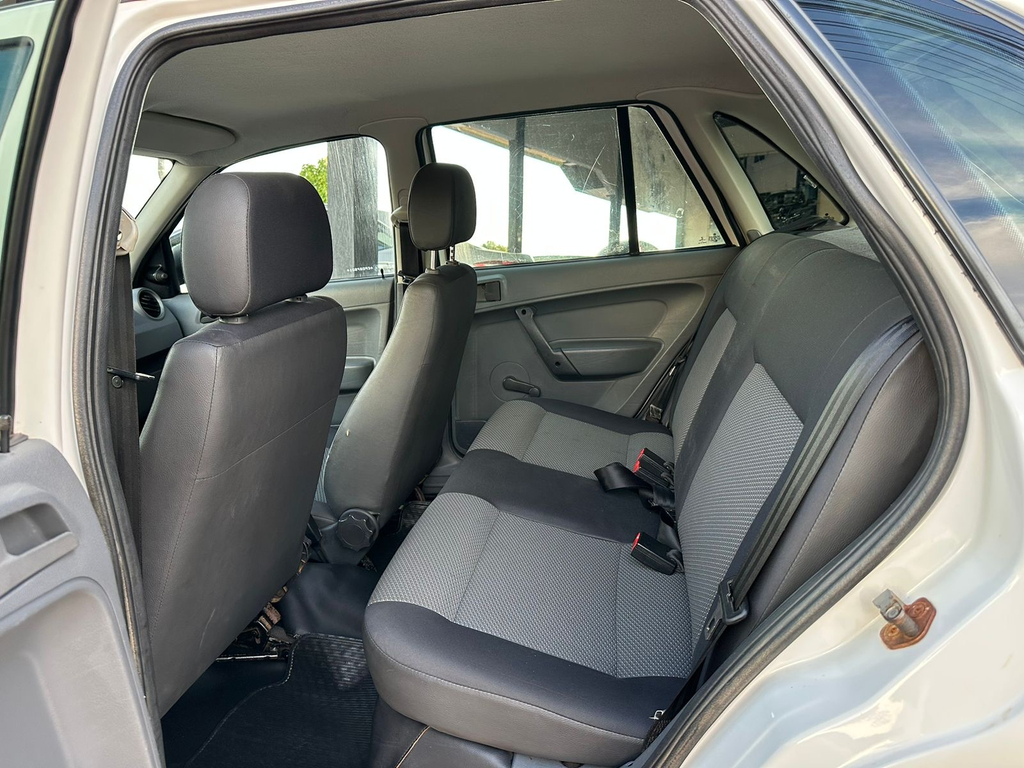 Volkswagen Gol Branco