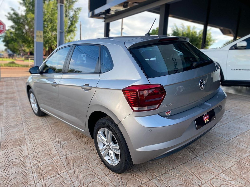 Volkswagen Polo Prata