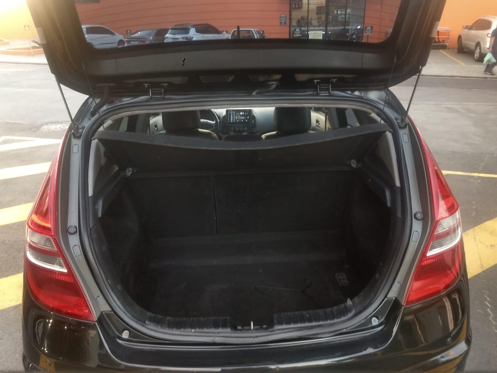 Hyundai i30 Preto