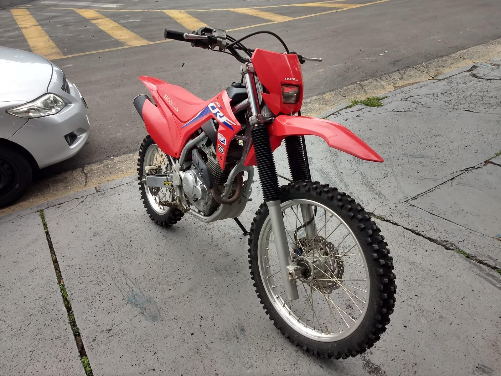 Honda CRF Vermelho