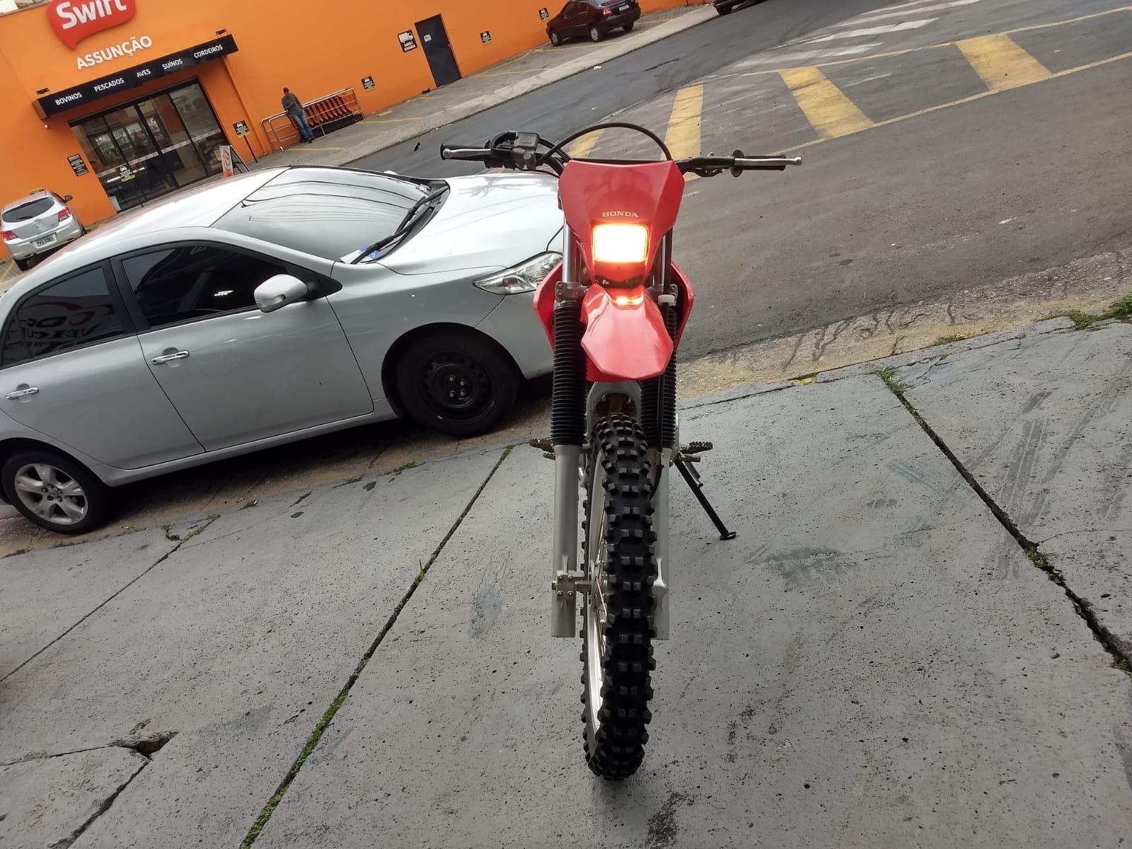 Honda CRF Vermelho