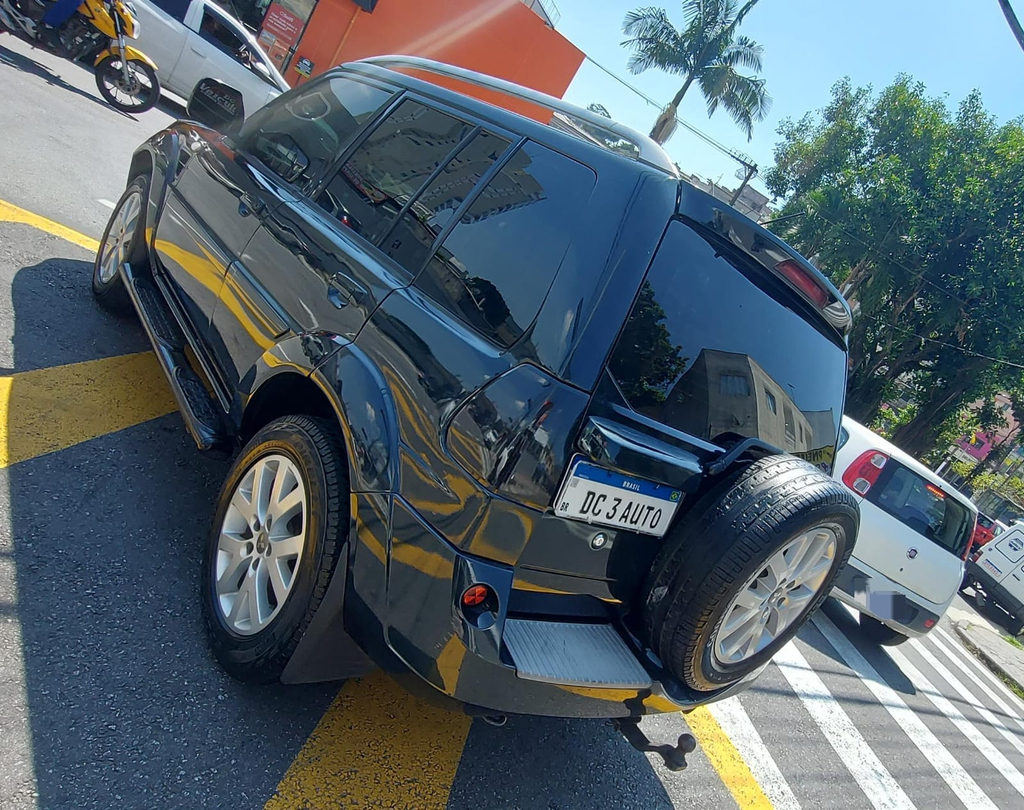 Mitsubishi Pajero TR4 Preto