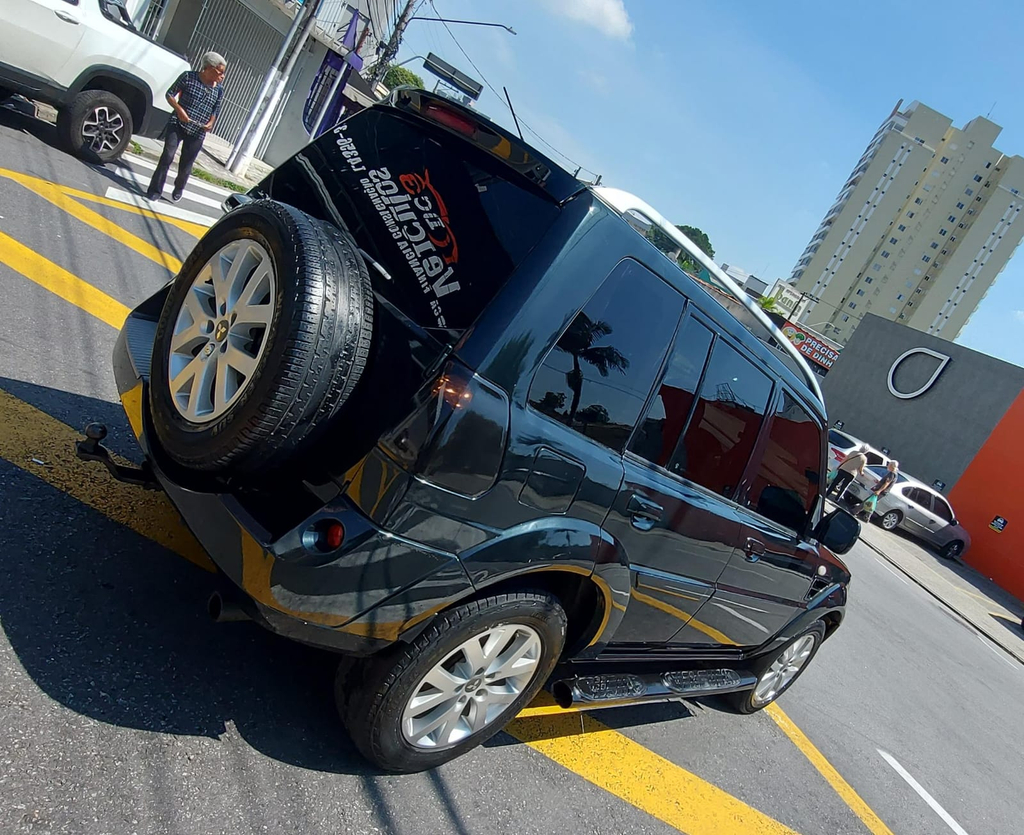 Mitsubishi Pajero TR4 Preto
