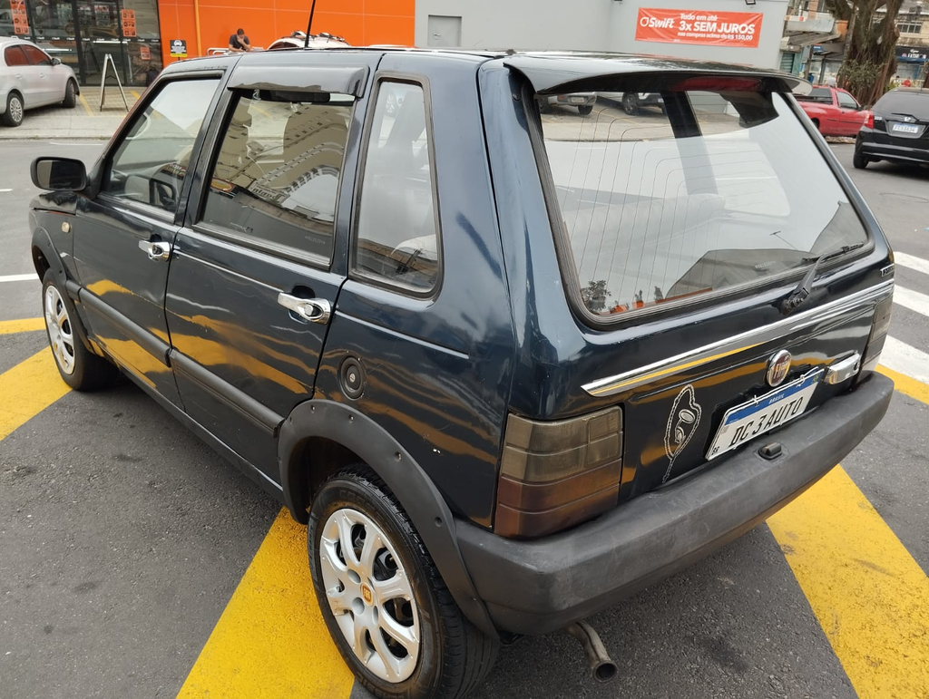 Fiat Uno Azul