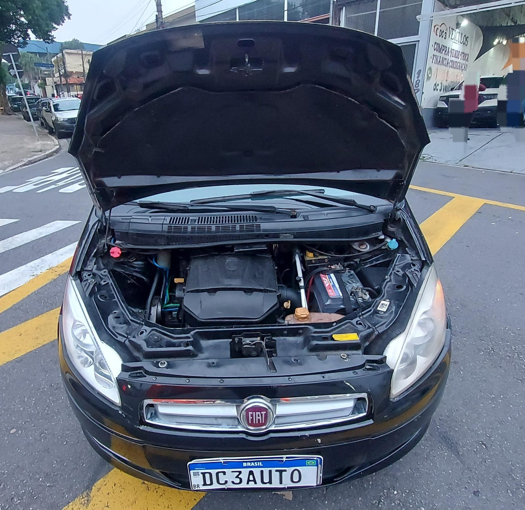 Fiat Idea Preto