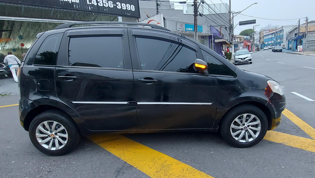 Fiat Idea Preto