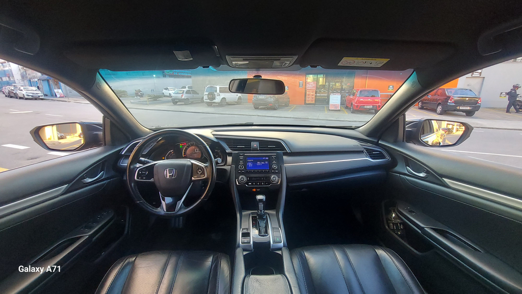 Honda Civic Sedan Preto
