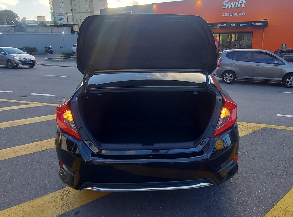 Honda Civic Sedan Preto