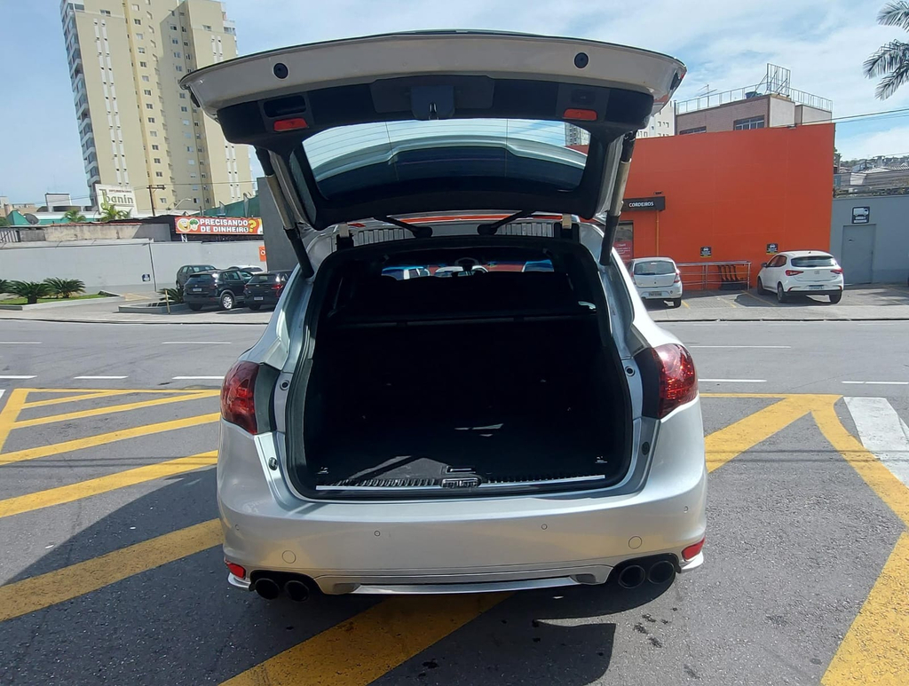 Porsche Cayenne Prata