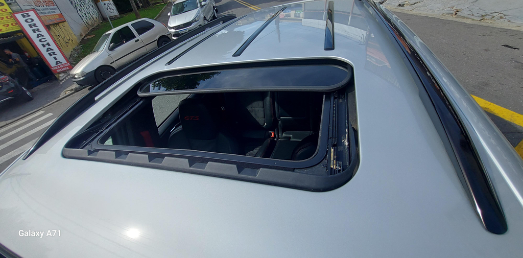 Porsche Cayenne Prata