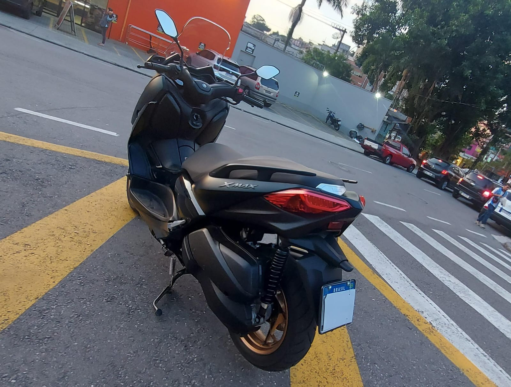 Yamaha XMAX Verde