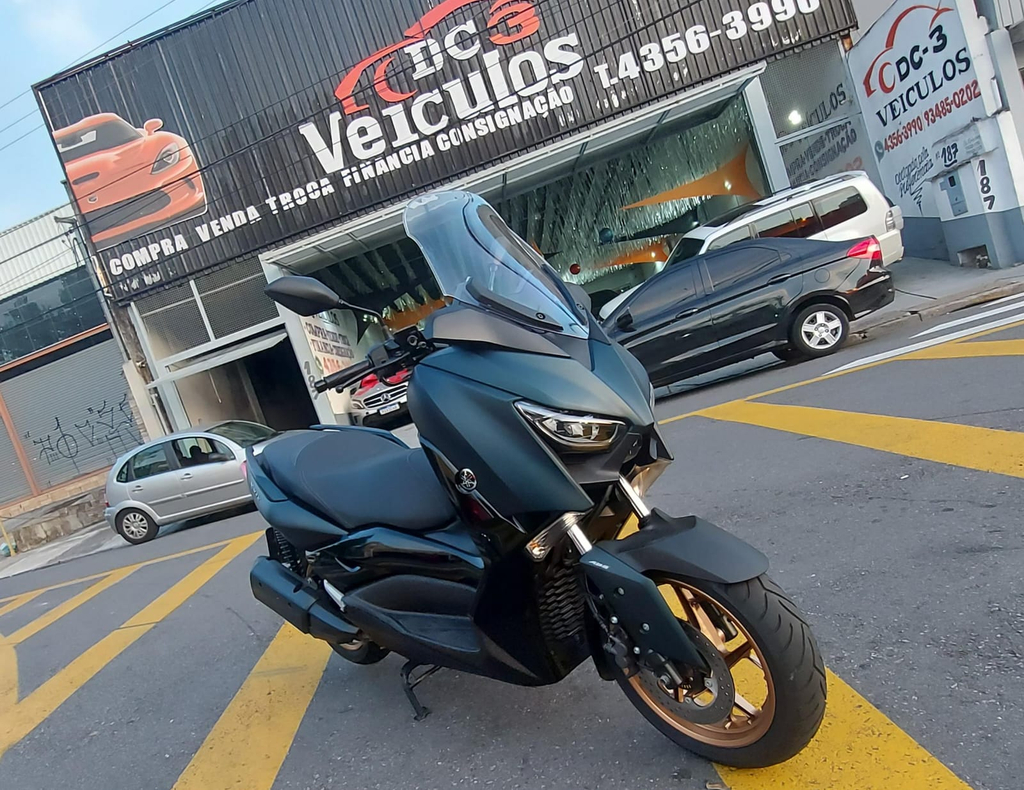 Yamaha XMAX Verde