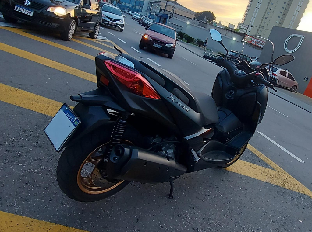 Yamaha XMAX Verde