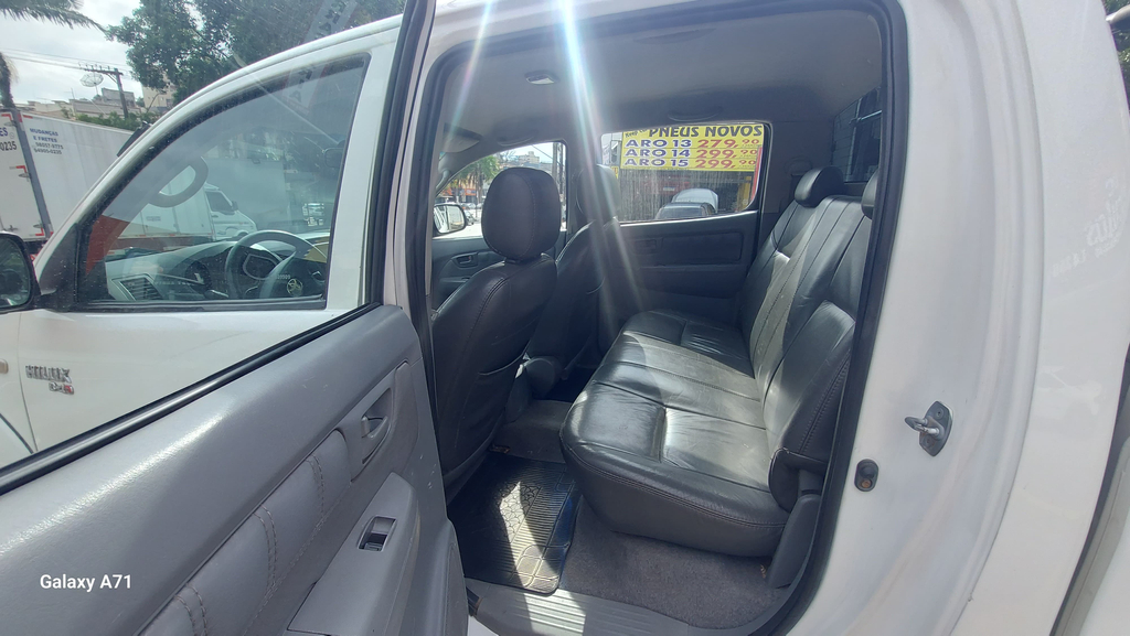 Toyota Hilux Branco