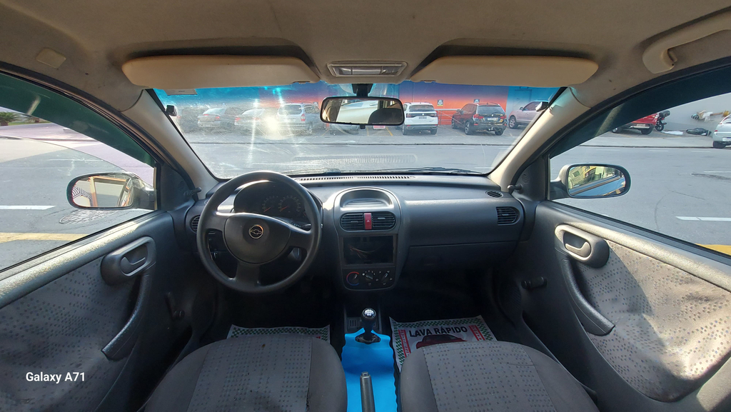 Chevrolet Corsa Preto