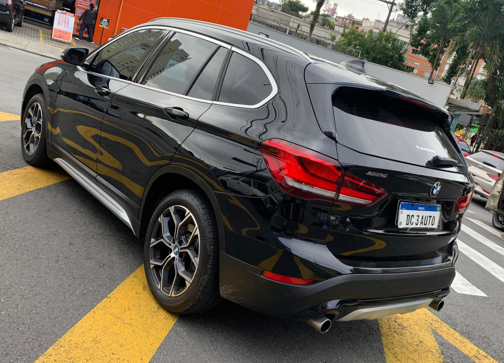 BMW X1 Preto
