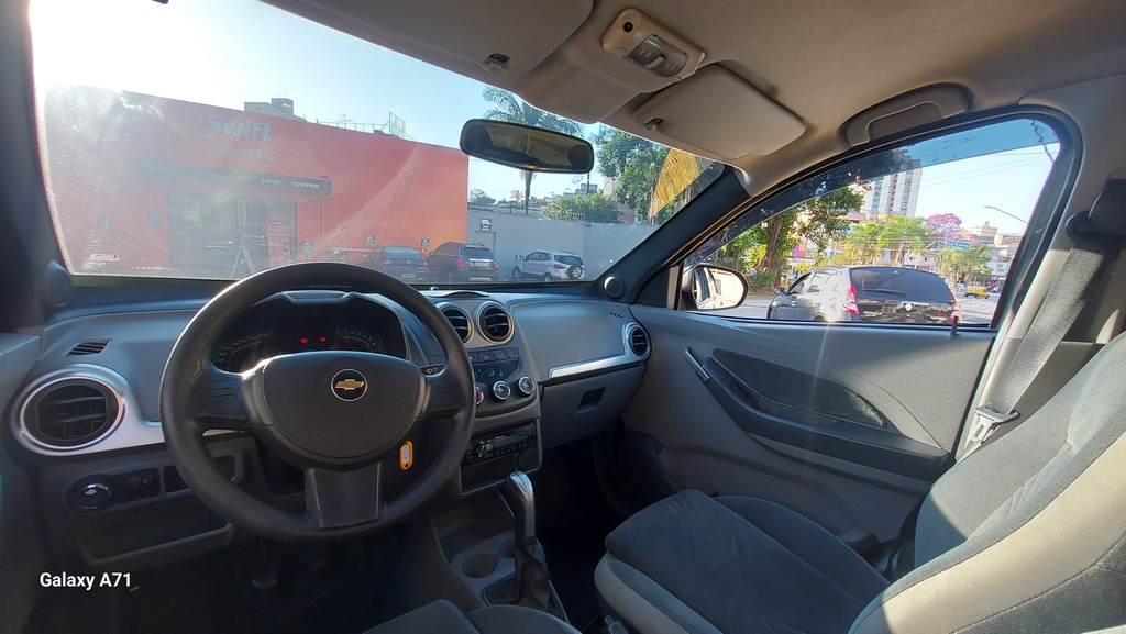 Chevrolet Agile Cinza