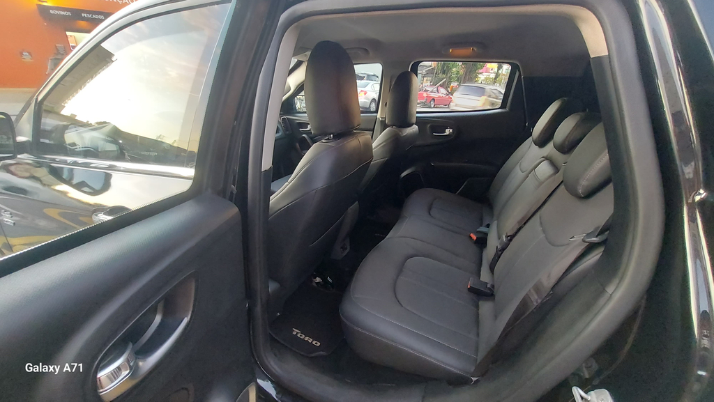 Fiat Toro Preto