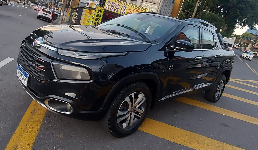 Fiat Toro Preto