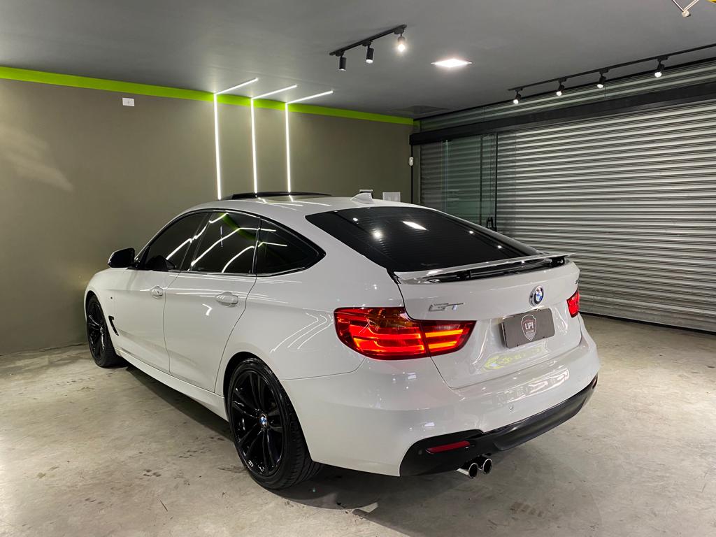 BMW 328i Branco