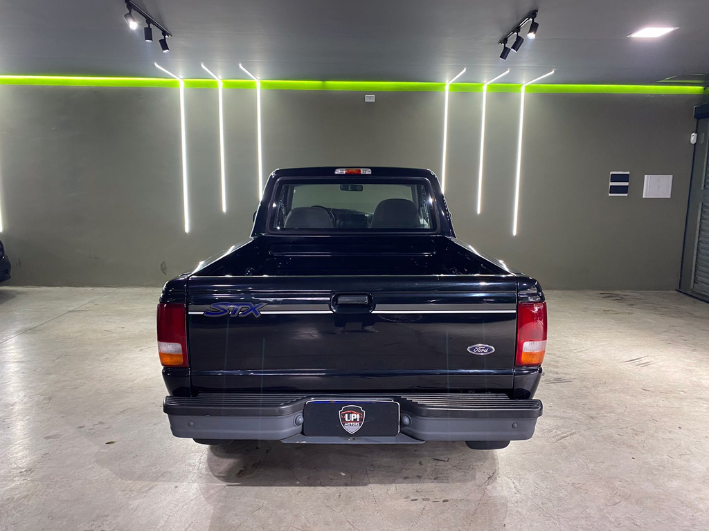 Ford Ranger Preto
