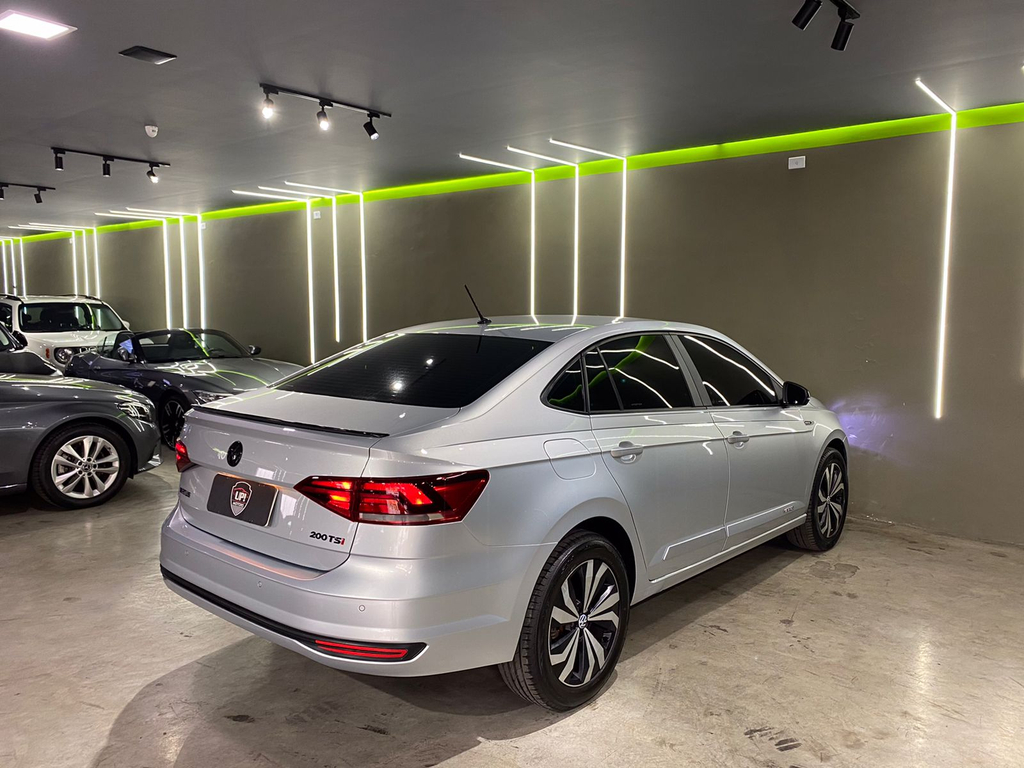 Volkswagen Virtus Prata
