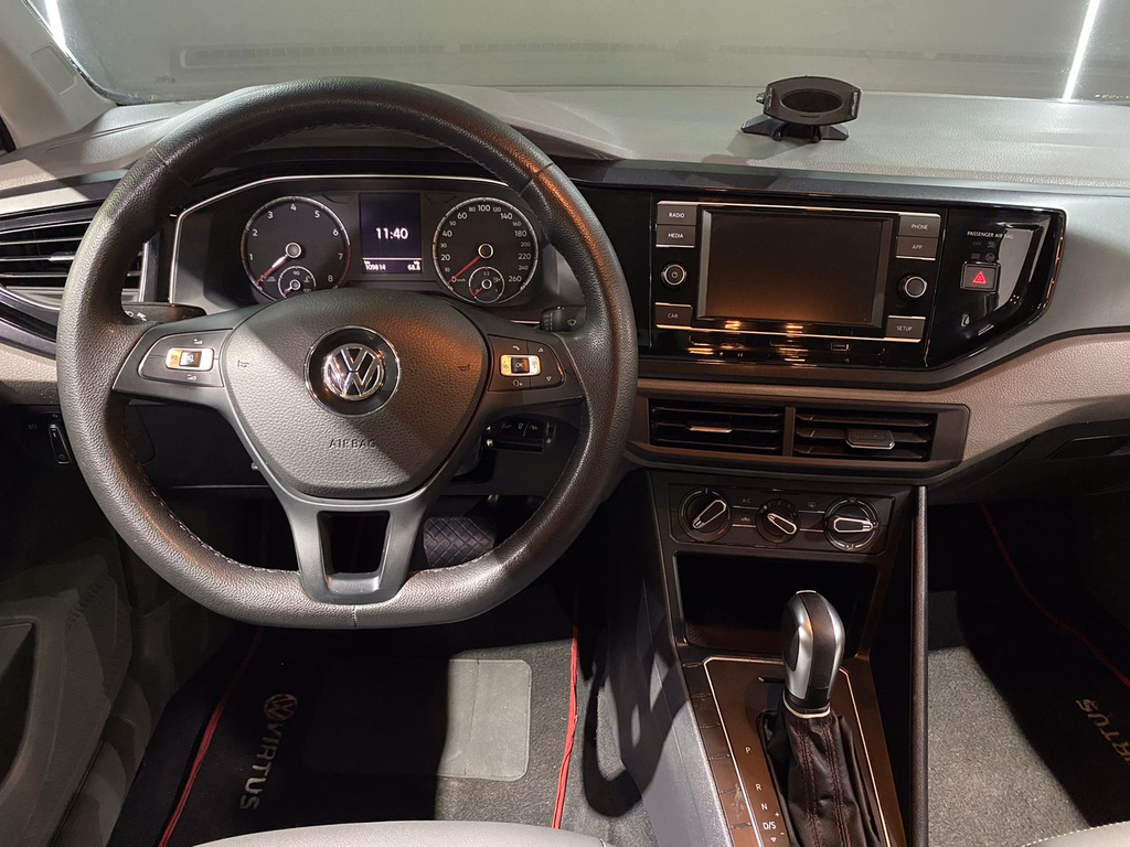 Volkswagen Virtus Prata