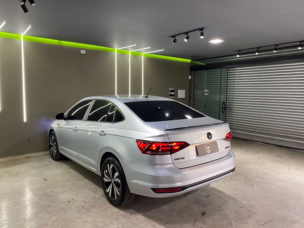 Volkswagen Virtus Prata
