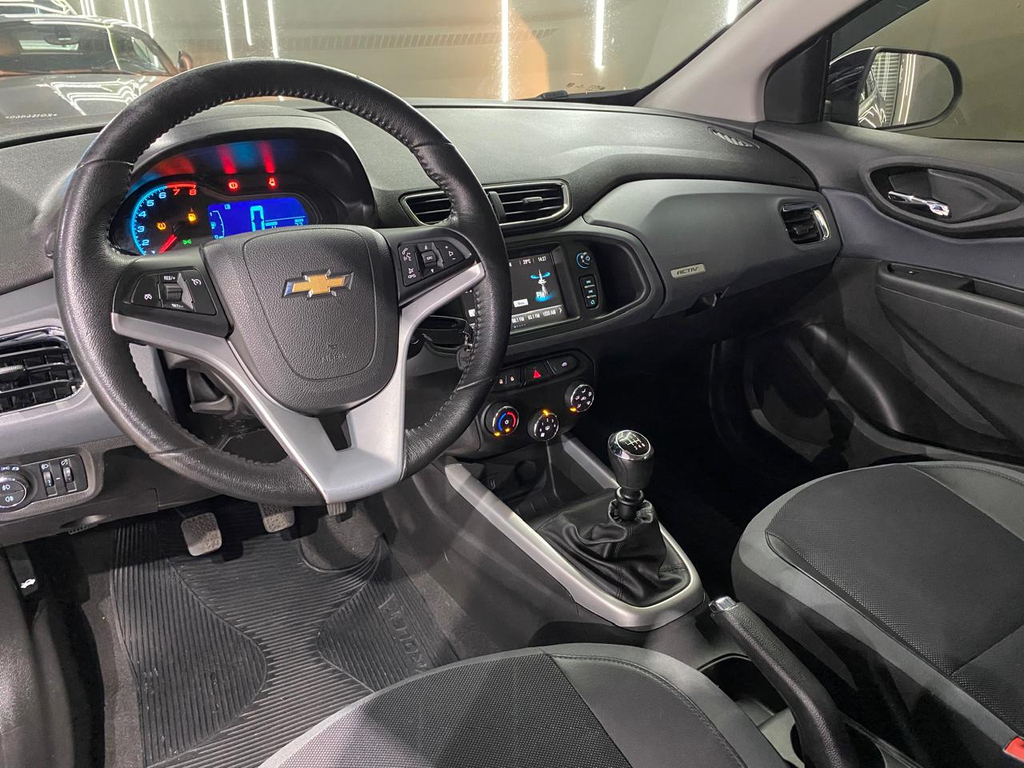 Chevrolet Onix Azul