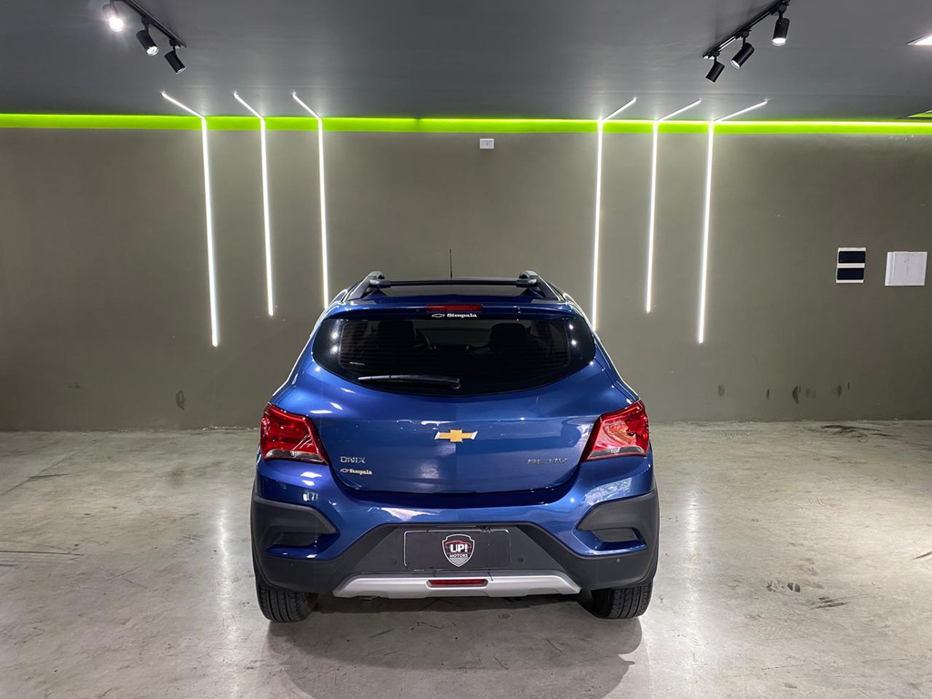 Chevrolet Onix Azul