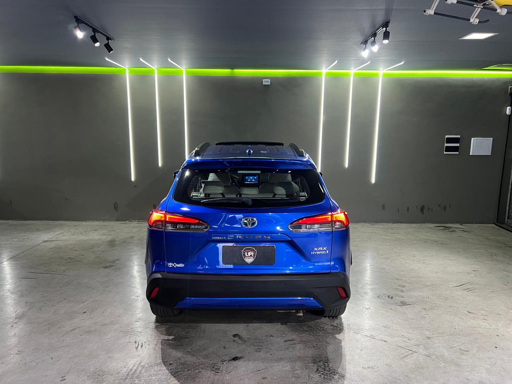 Toyota Corolla Cross Azul