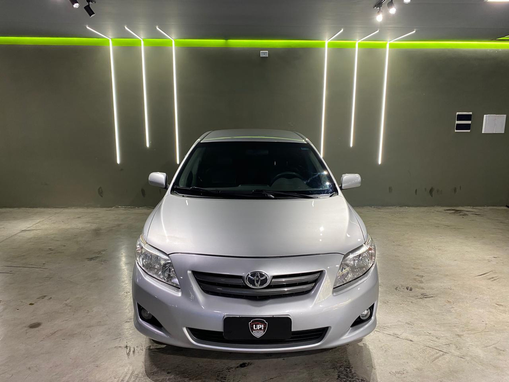 Toyota Corolla Prata