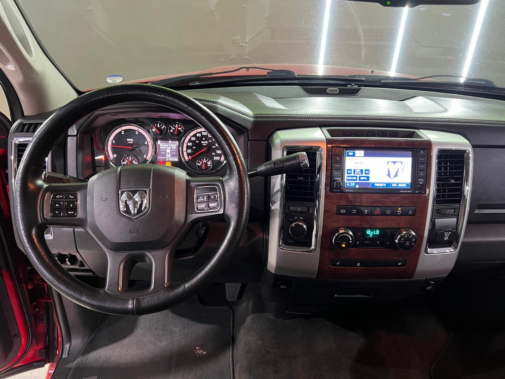 Dodge RAM Vermelho