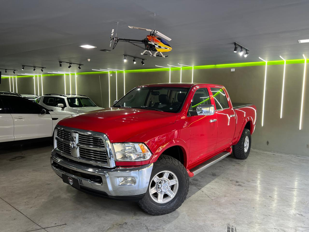 Dodge RAM Vermelho