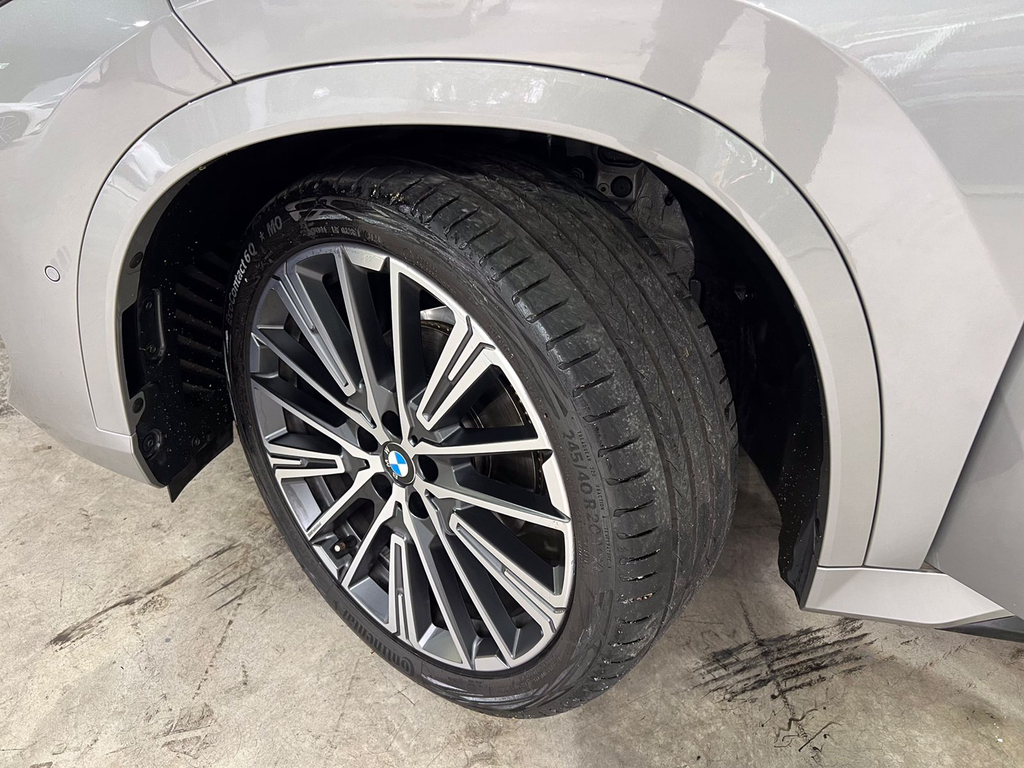 BMW X1 Prata